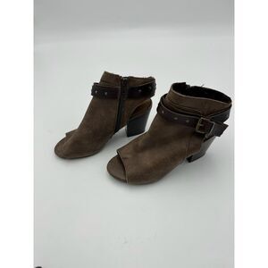 Francesca's Women's‎ Size 7 Brown Suede Peep Toe Buckled Block Heels